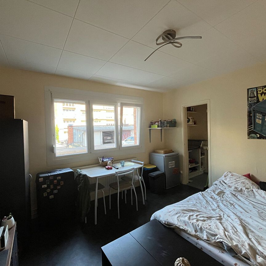 Location Appartement 1 pièce 19m² LILLE 59000 - Photo 1