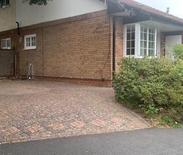 Michaelwood Close, Webheath - Photo 2