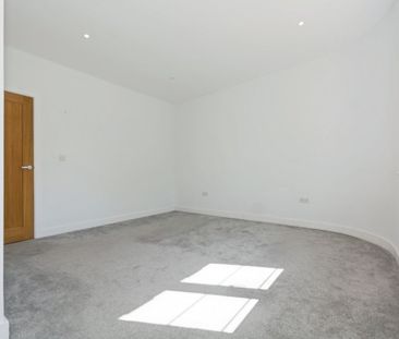 Petersfield Road - Photo 5