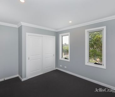 1/6 Thorpe Street, Newport VIC 3015 - Townhouse For Rent | Domain - Photo 4