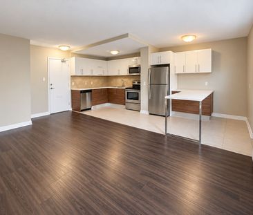 For Lease - 45 Paisley Boulevard Unit# 410, Mississauga, Ontario - Photo 1