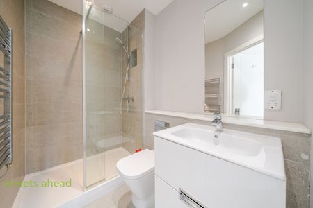 Pampisford Road, Purley, CR8 - Photo 4