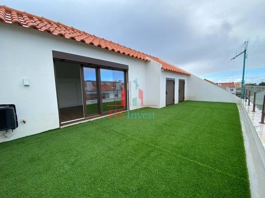 4 bedroom luxury Villa for rent in Alcochete, Portugal - Photo 1