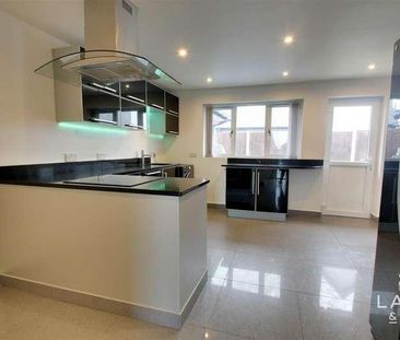 White Lodge Crescent, Thorpe-le-soken, Clacton-on-sea, CO16 - Photo 6