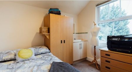 3 Bed - 102 Yarborough Road - Photo 5