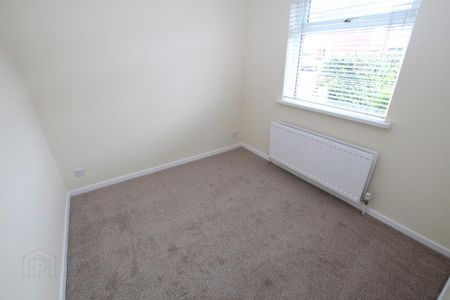 17 Tromery Drive, Crumlin, BT29 4PU - Photo 2