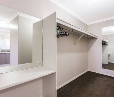 Your Perfect Dawesville Retreat — Spacious, Modern & Low Maintenance - Photo 1