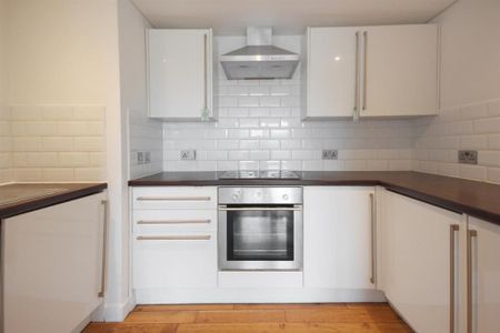 1 bedroom flat to rent - Photo 4