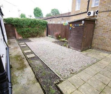 Ballards Lane, North Finchley, N12 - Photo 6