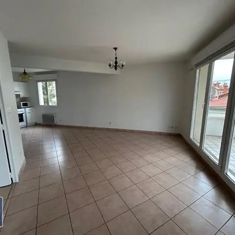 Appartement à louer 3 pièces 65m² - Photo 1