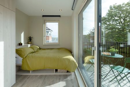 Room in a Shared Flat, Augustus Road, SW19 - Photo 5