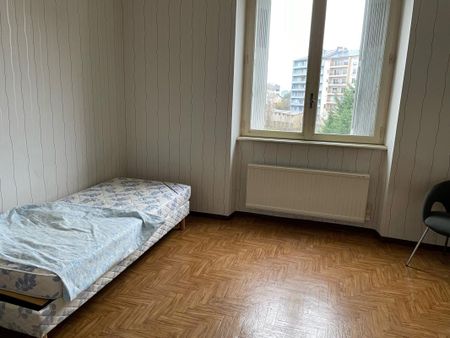 LOCATION STUDIO SEMI MEUBLE RODEZ SANS FRAIS D'AGENCE - Photo 3