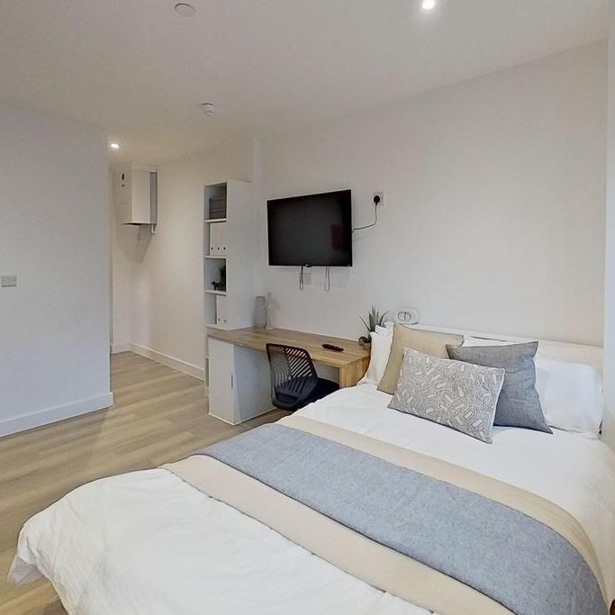 Studio to rent - Photo 1