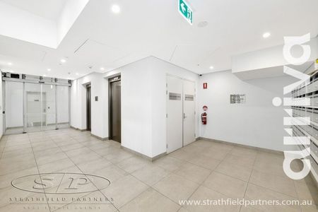 Arriva Strathfield | Huge Luxury 2 Bedroom Apartment - Photo 2