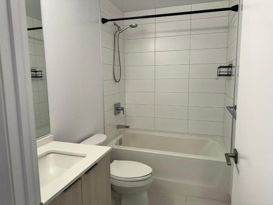 For Lease - 4208 Dundas Street Unit# 409, Toronto, Ontario - Photo 1