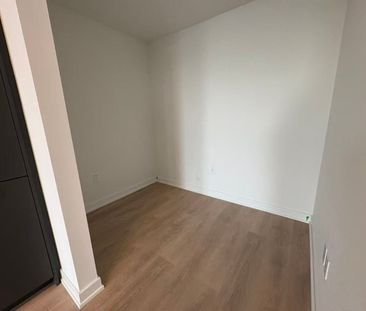 For Lease - 1 Fairview Road Unit# 519, Mississauga, Ontario - Photo 5