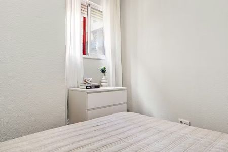 Rua Carvalho Araújo, Lisbon, Lisbon 1900-141 - Photo 3