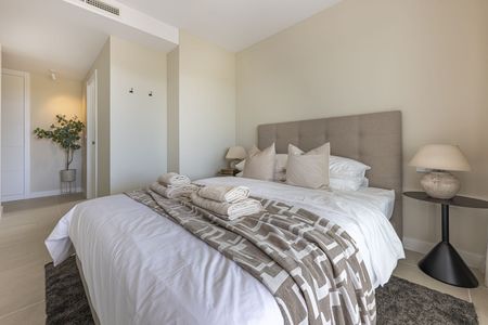 Middle Floor Apartment in Estepona - Foto 3