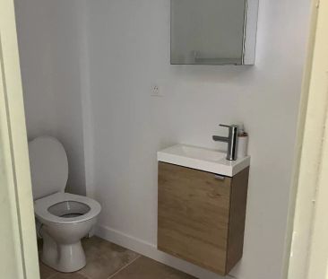 A LOUER STUDIO MEUBLE CHAMPS ELYSE ST QUENTIN 02100 - Photo 6