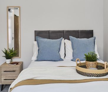 2 bedroom terraced house to rent - Photo 4