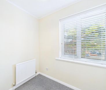 3 bedroom detached house to rent - Photo 4