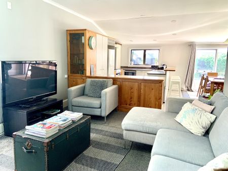 Linwood, 4 bedrooms - Photo 2