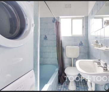 Stunning Apartment Seaviews - Photo 6