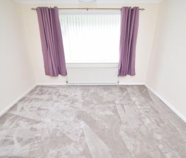 Cherry Tree Crescent, Walton, Wakefield - Photo 1