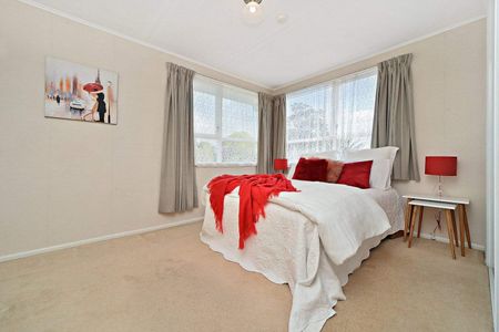 PAPATOETOE, 4 BEDROOM - Photo 4