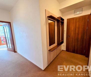 Pronájem bytu 1+kk a garsoniéry 32 m² - Photo 2
