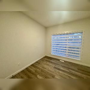 4 Bed 3 Bath Dbl Garage Home Edgemont Edmonton - Photo 1