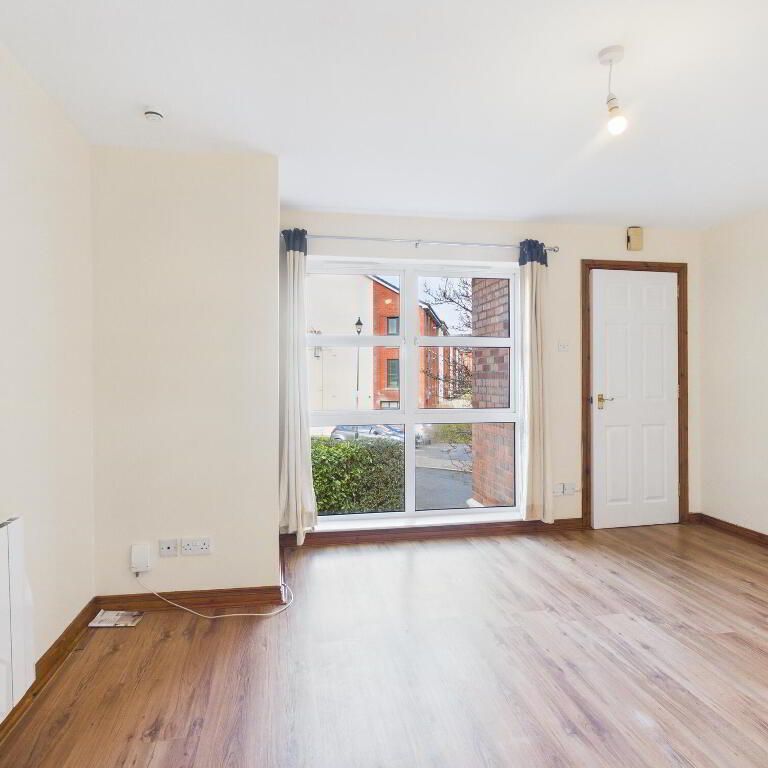 5 Ardenlee Place, Ravenhill Road, Belfast, BT6 8QS - Photo 1