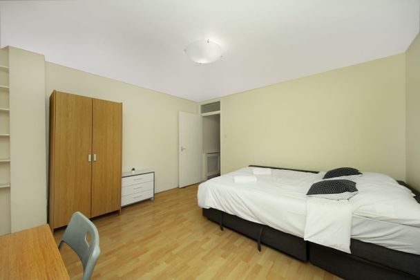 Room in a Shared House, Camden Road, NW1 - Photo 1