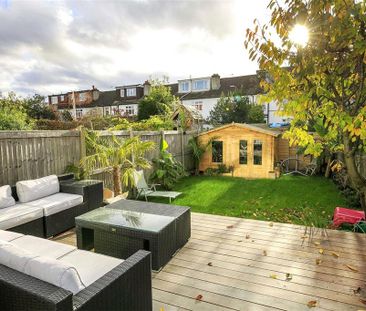 4 bedroom terraced house to rent - Photo 6