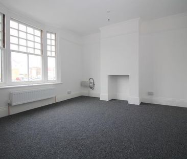3 Bedroom Maisonette to let - Photo 1