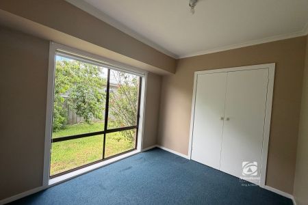 QUIET GARDEN SETTING - Photo 5