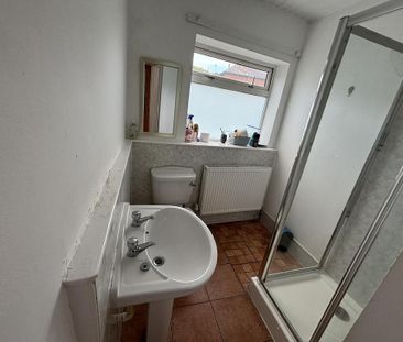 3 bedroom apartment to rent - Photo 5