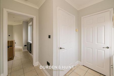 2 bedroom semi-detached house to rent - Photo 5