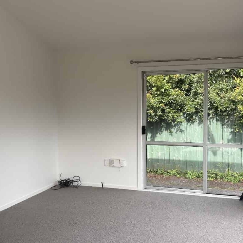 Cute Tidy Home in Kelston - Photo 1