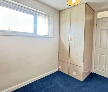 3 bedroom detached house to rent - Photo 5