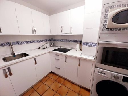 2 room luxury Flat for rent in Mijas, Spain - Photo 2