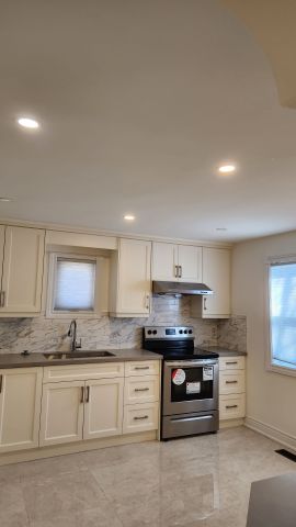 For Lease - 126 Olive Avenue, Toronto, Ontario - Photo 3