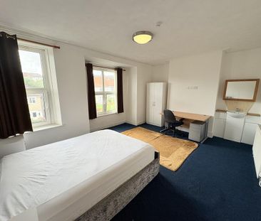 4 bedroom house share to rent - Photo 4