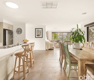 Imagine Spacious Family Living & Entertaining. Can You Picture It? - Photo 4