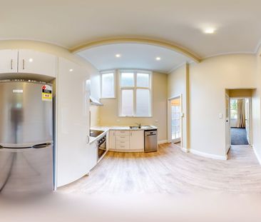 Modern Gem on the City Fringe! - Photo 4