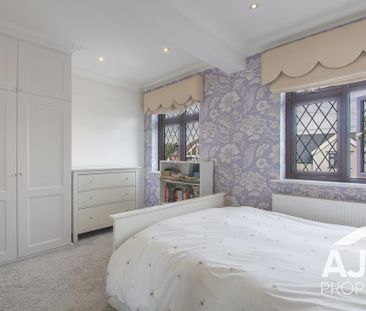 3 bedroom semi-detached house to rent - Photo 6