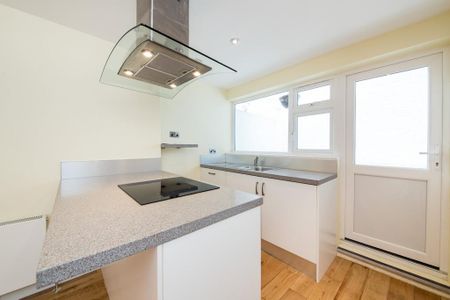 1 bedroom apartment to rent - Photo 4