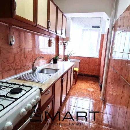 Garsonieră modernă, complet utilată – la 5 minute de Ma - Fotografie 3