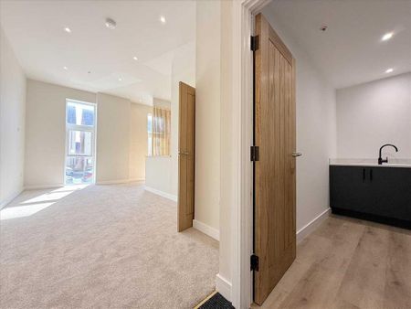 1 bedroom apartment to rent - Photo 2