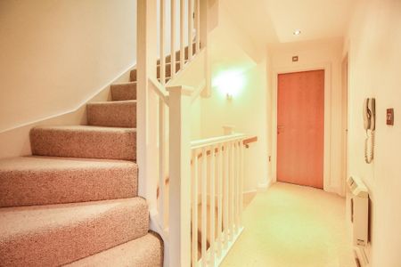 2 bedroom apartment to rent - Photo 3
